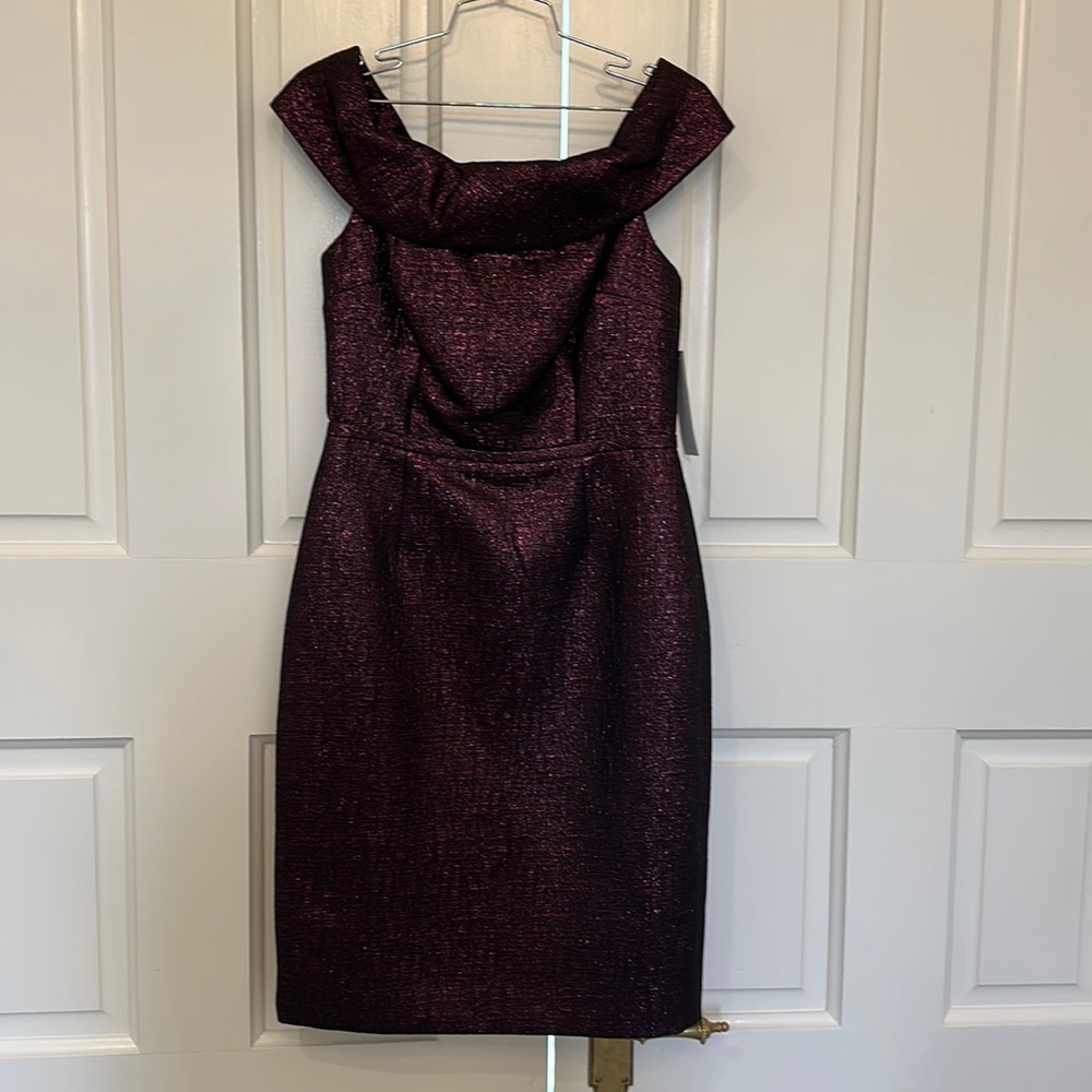Teri John 67276 Eggplant purple Off shoulder cocktail dress Size 6 New with Tags